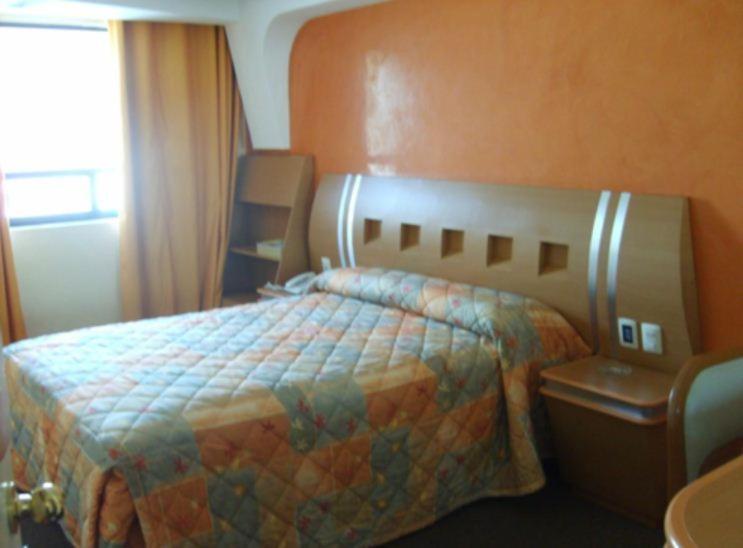 Hotel Terminal De 푸에블라 외부 사진
